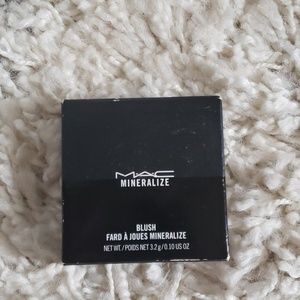 Mac mineralize blush